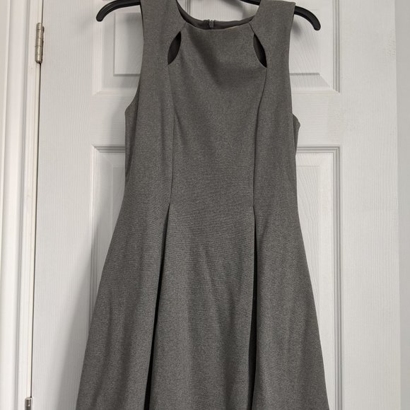 Beautiful gray above the knee dress - Picture 2 of 3